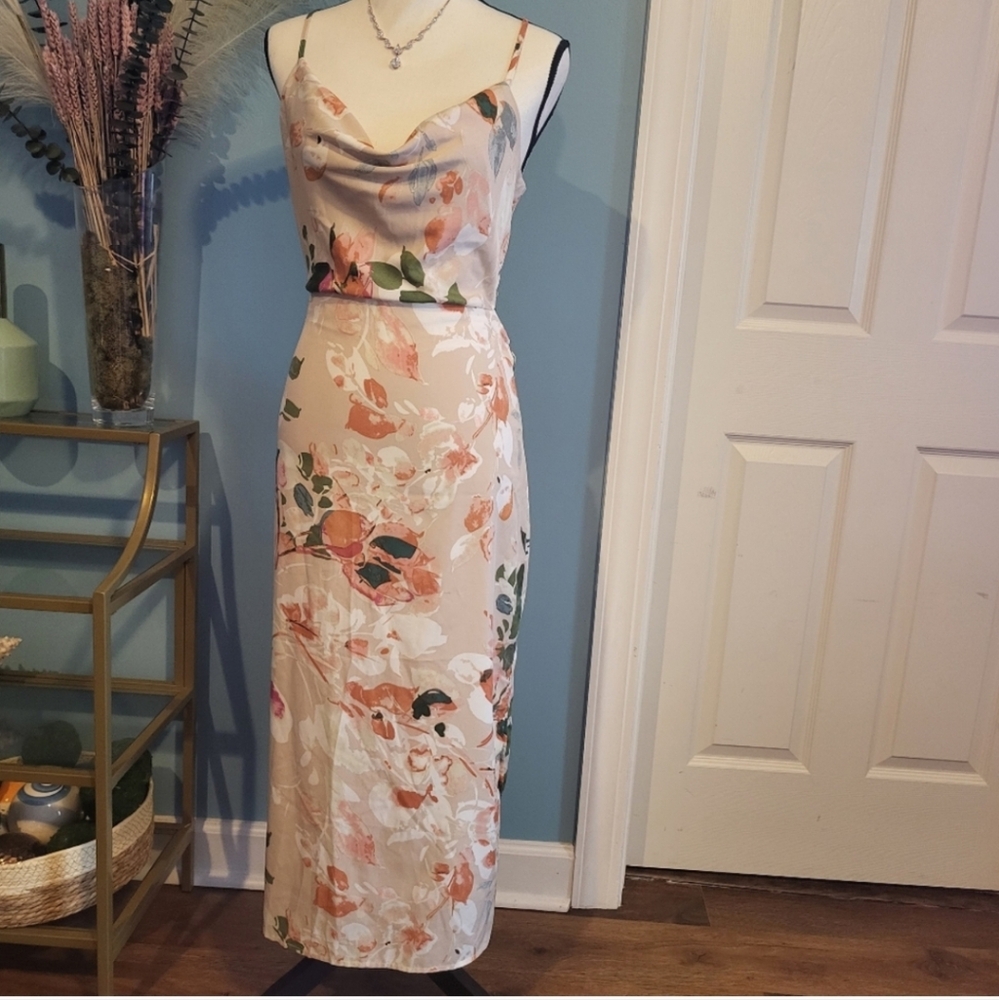 SHEIN Floral Pencil Skirt in Cream and Pink